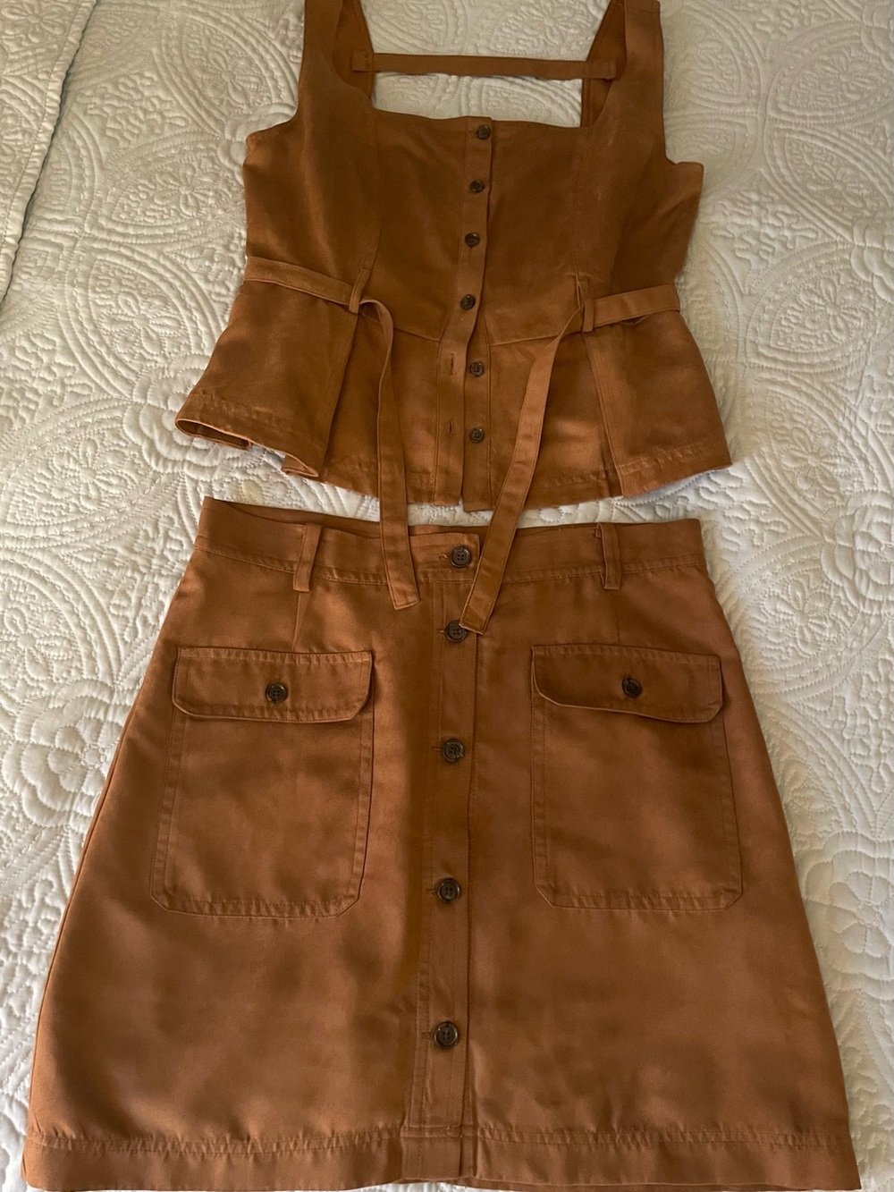 Banana Republic set faux Swede Button-Front Brown MIDI Skirt Size 10 top size 8